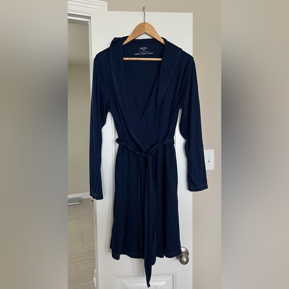 Like New! Gillian & O’Malley Robe
